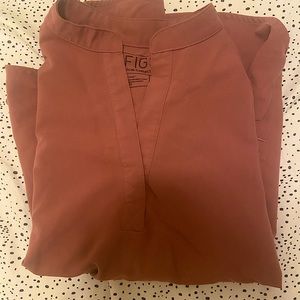 Figs mauve pink Rafaela top xs extra small collar